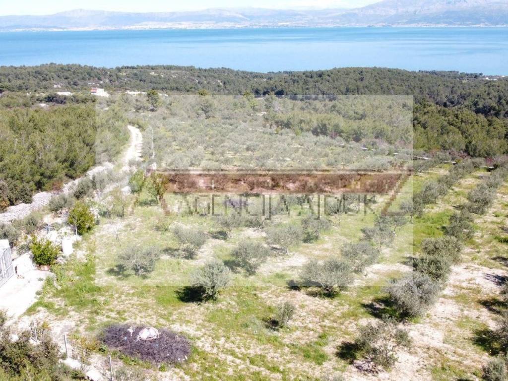Poljoprivredno zemljiste, Prodaja, Sutivan, Sutivan