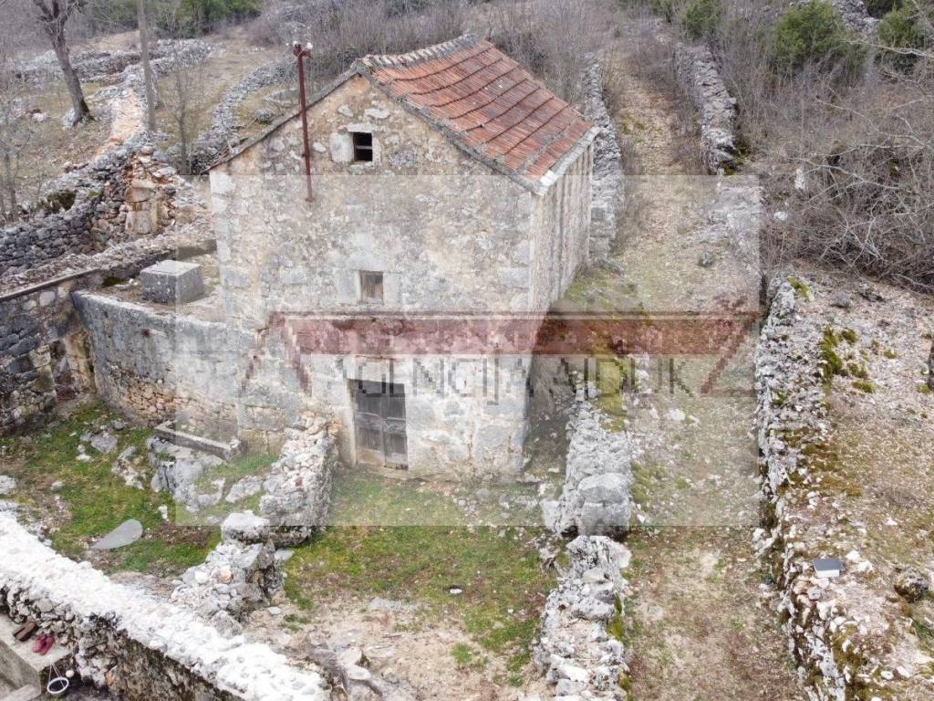 Kamena kuca, Prodaja, Runovici, Slivno