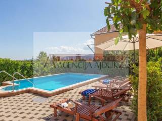 Vila, Prodaja, Imotski, Imotski