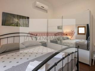 Vila, Prodaja, Imotski, Imotski