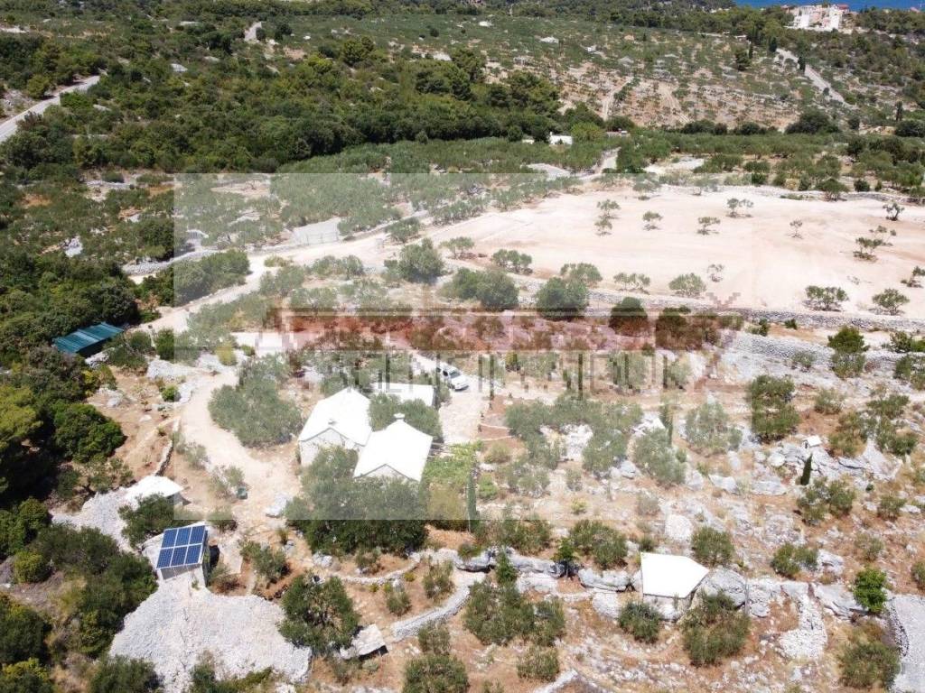 Kamena kuca, Prodaja, Supetar, Splitska