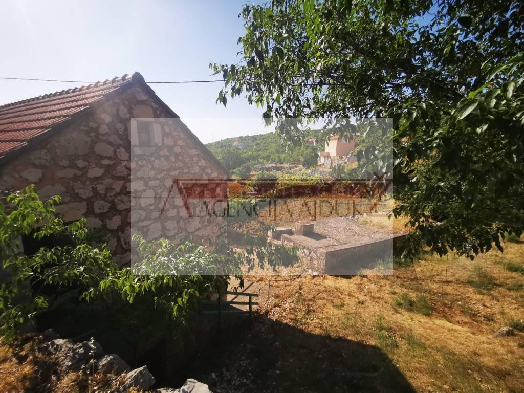 Kamena kuca, Prodaja, Imotski, Imotski