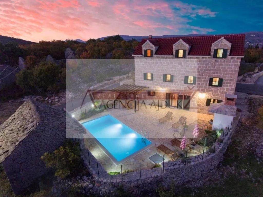 Vila, Prodaja, Imotski, Imotski