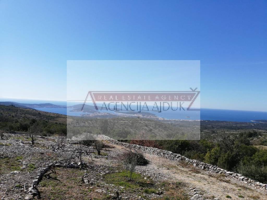 Poljoprivredno zemljiste, Prodaja, Rogoznica, Oglavci
