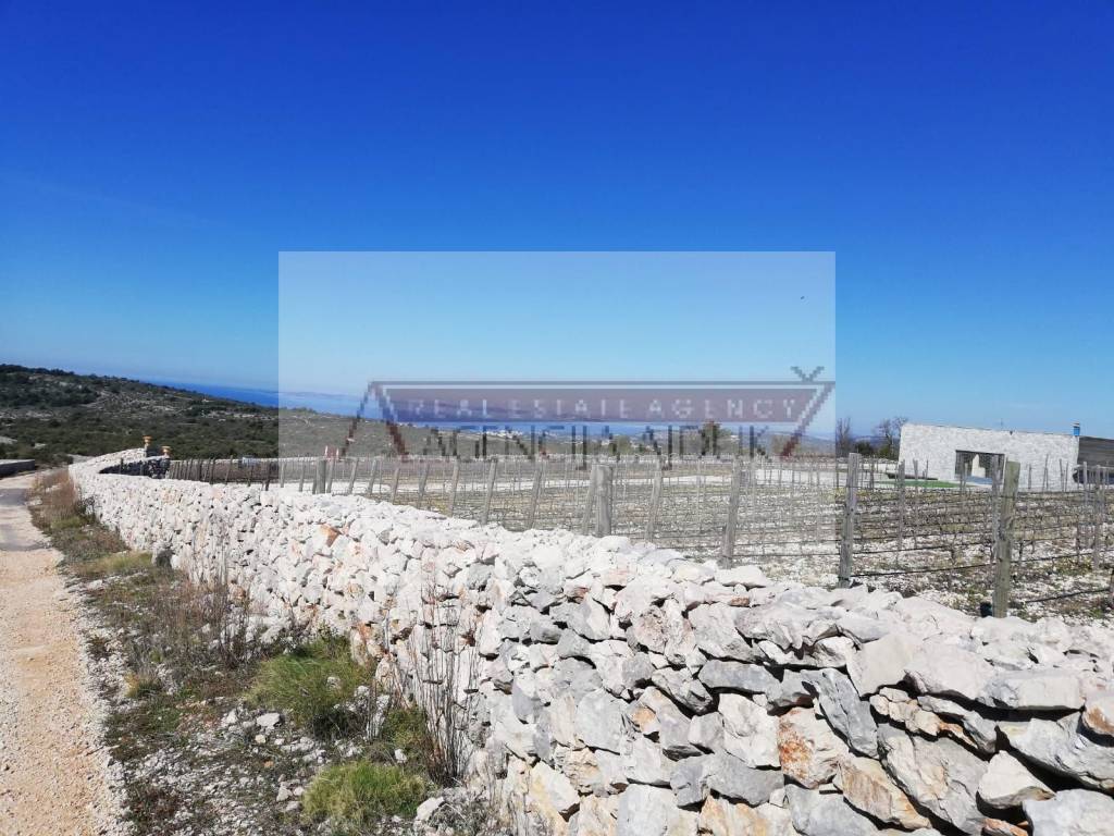 Poljoprivredno zemljiste, Prodaja, Rogoznica, Oglavci