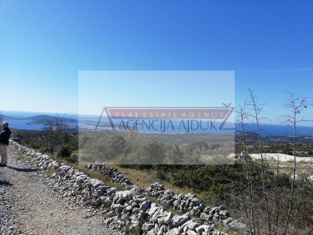 Poljoprivredno zemljiste, Prodaja, Rogoznica, Oglavci