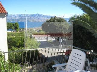 Kuca, Prodaja, Supetar