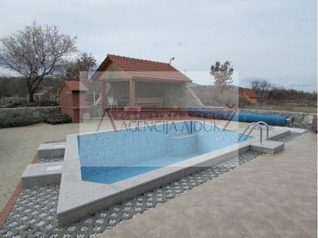 Kuca, Prodaja, Cista provo