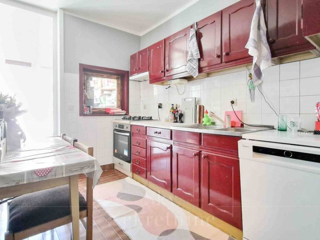 Flat in a building, Sale, Zagreb, Stenjevec