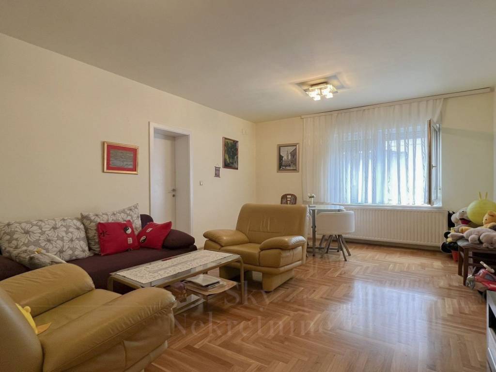 Flat in a building, Sale, Zagreb, Maksimir