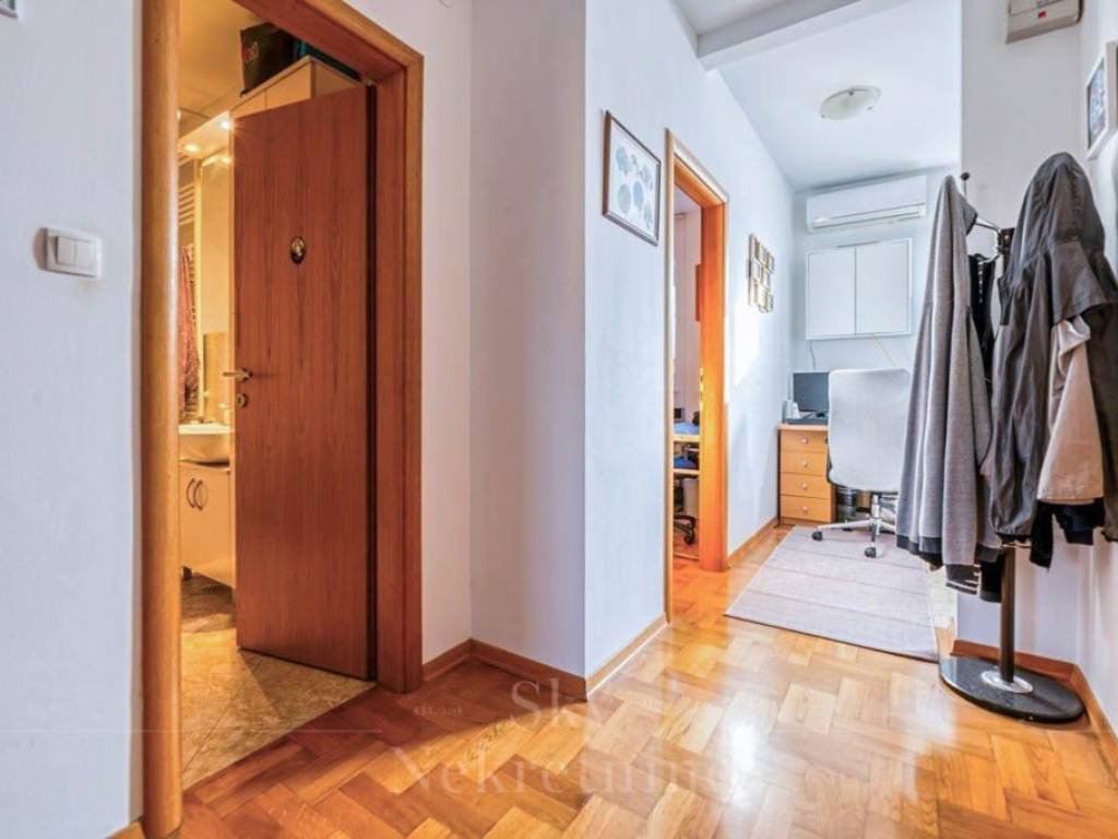 Flat in a building, Sale, Zagreb, Sesvete