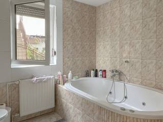 Flat in a building, Sale, Zagreb, Maksimir
