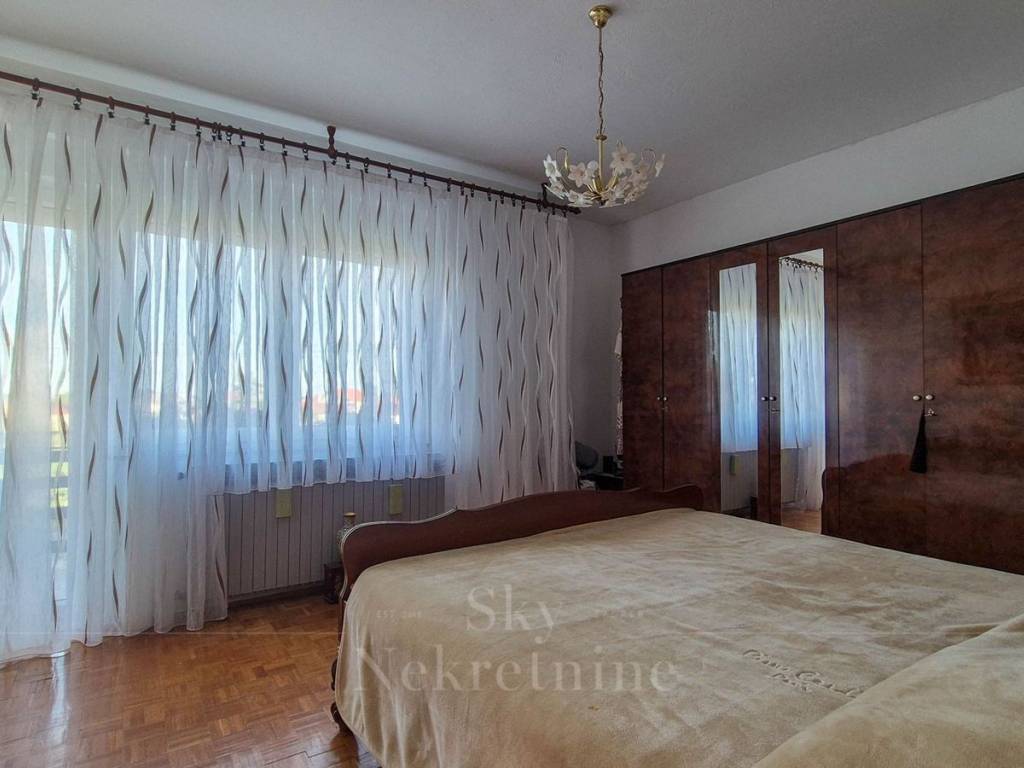 Family house, Sale, Sveta Nedelja, Kerestinec