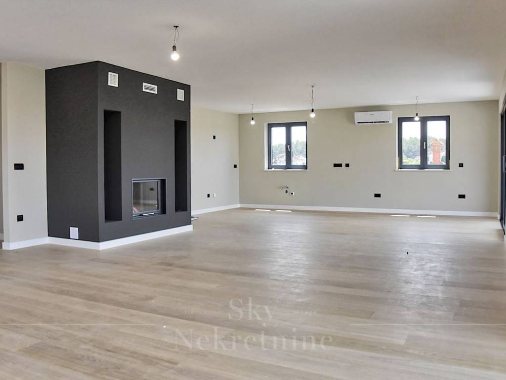 Flat in a building, Sale, Poreč, Poreč