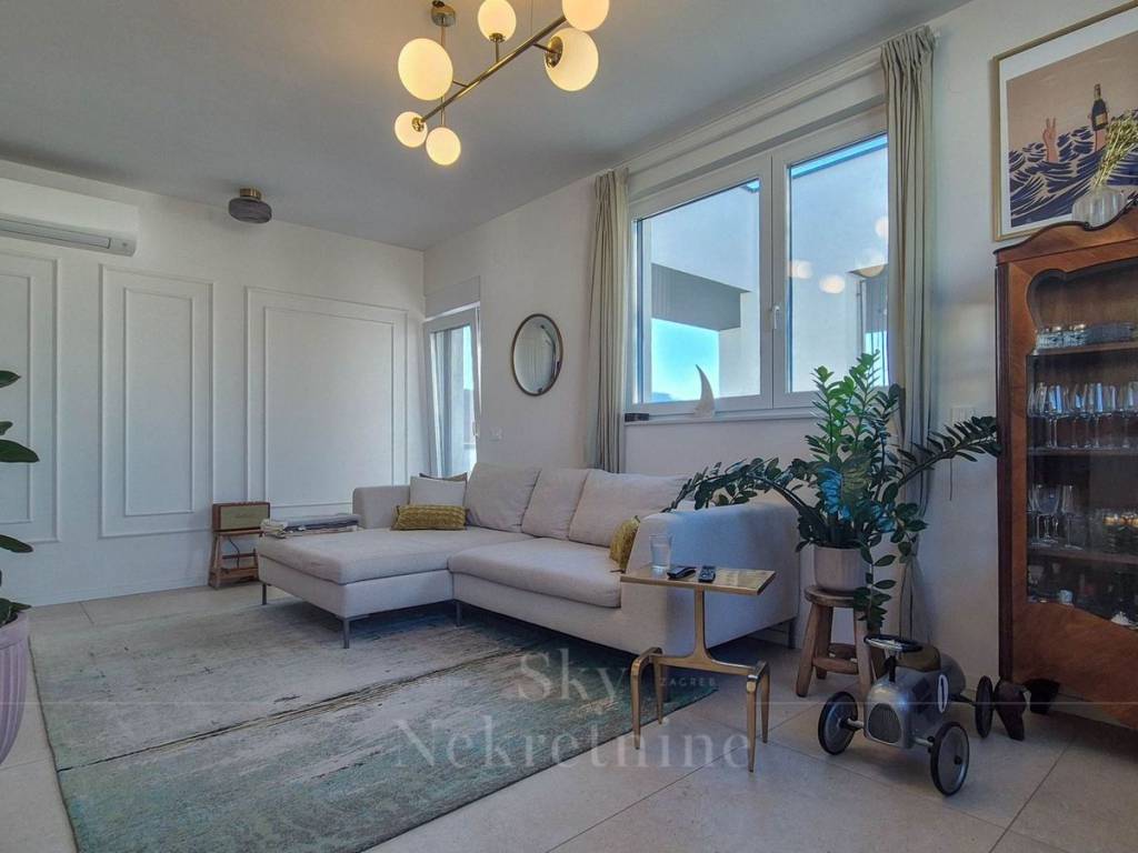 Flat in a building, Sale, Samobor, Samobor