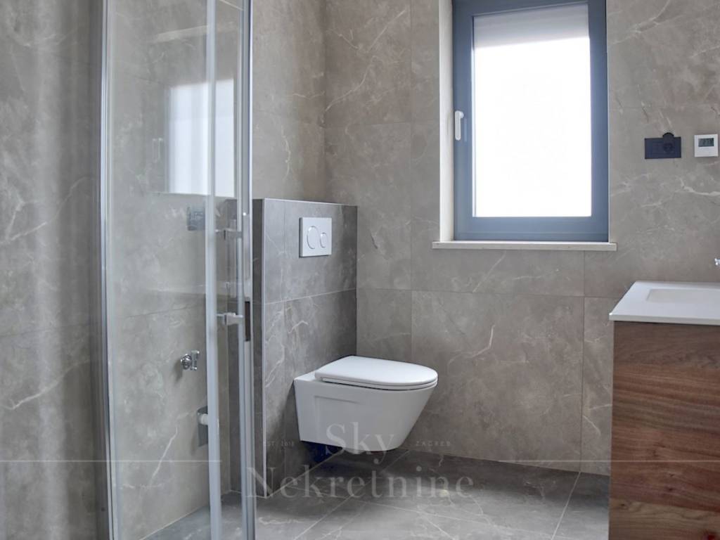 Flat in a building, Sale, Poreč, Poreč