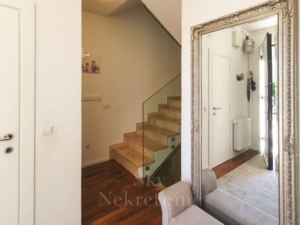 Flat in a building, Rent, Zagreb, Maksimir