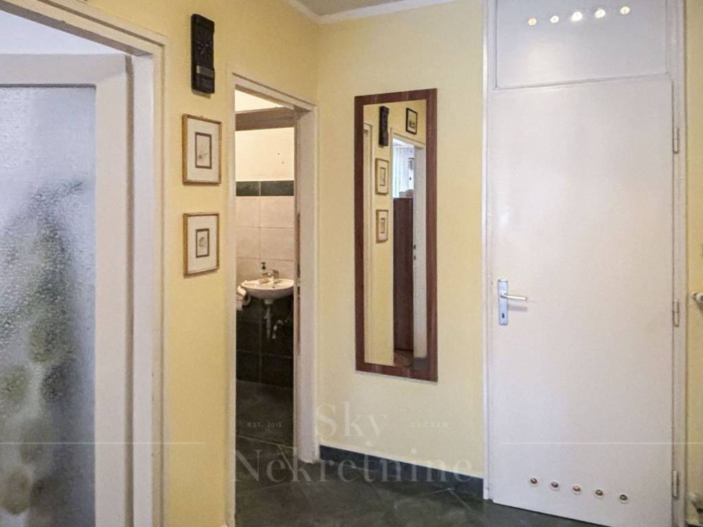 Stan u zgradi, Najam, Zagreb, Pešcenica - Žitnjak