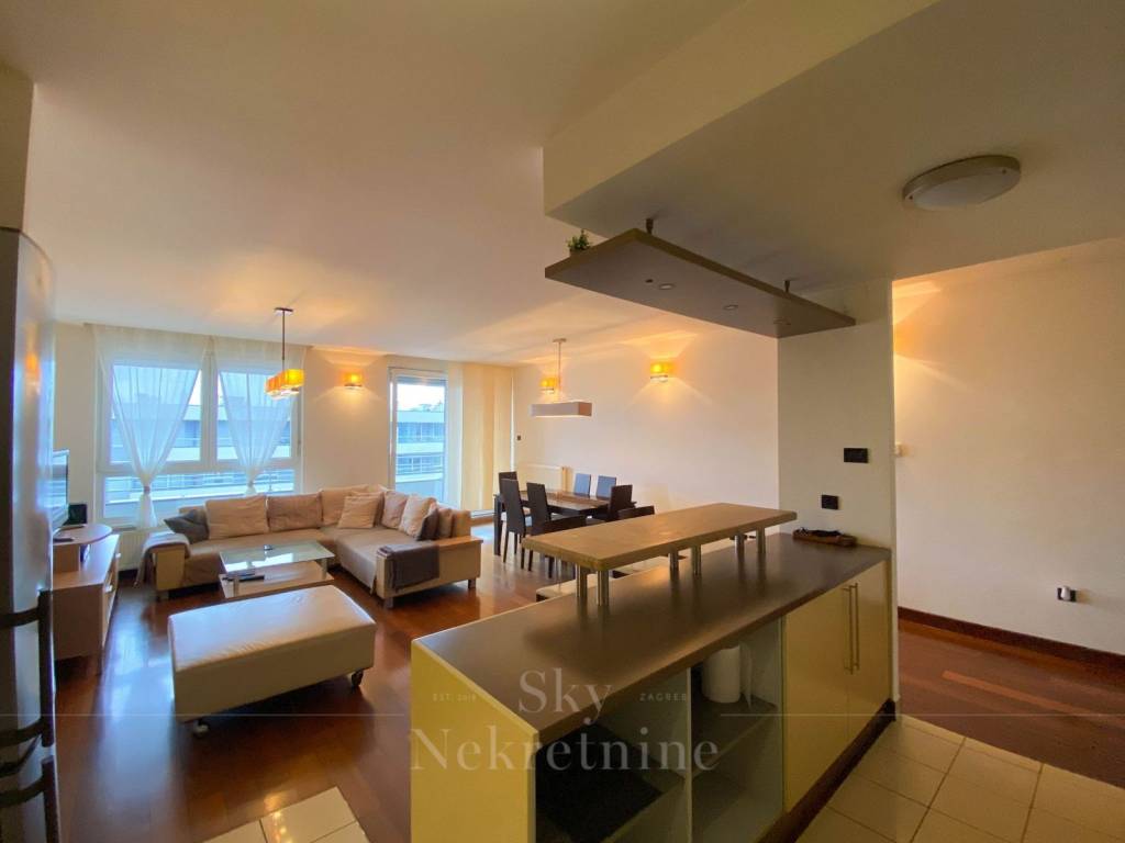 Flat in a building, Rent, Zagreb, Maksimir