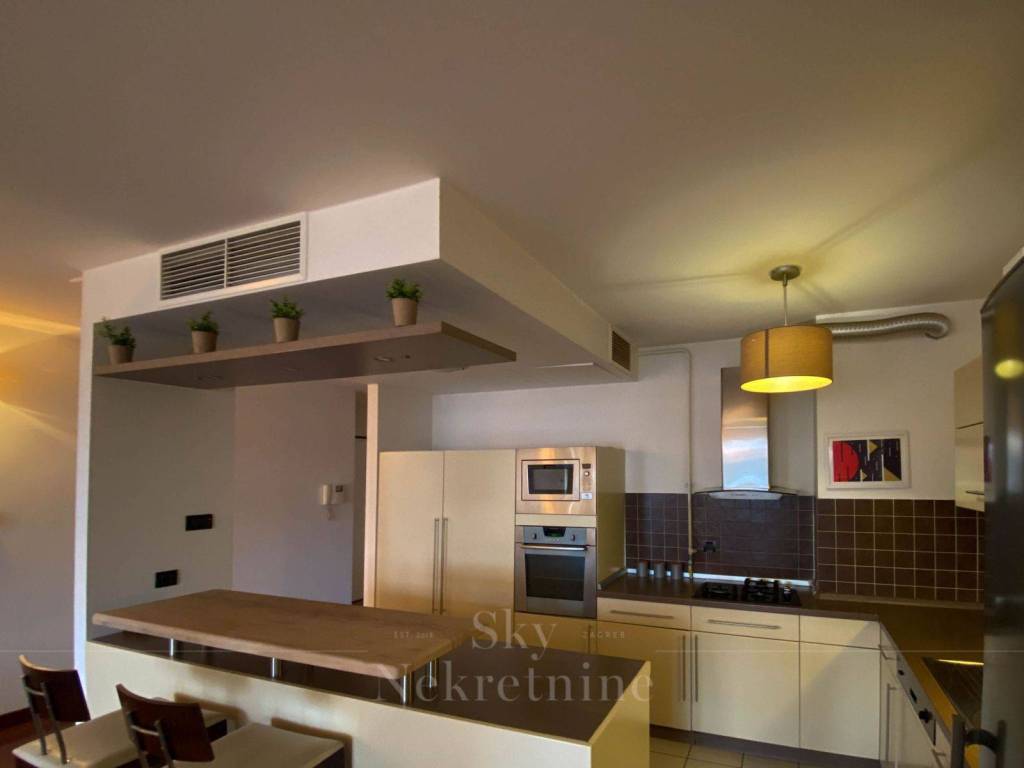 Flat in a building, Rent, Zagreb, Maksimir