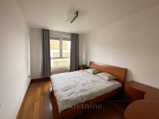 Flat in a building, Rent, Zagreb, Maksimir