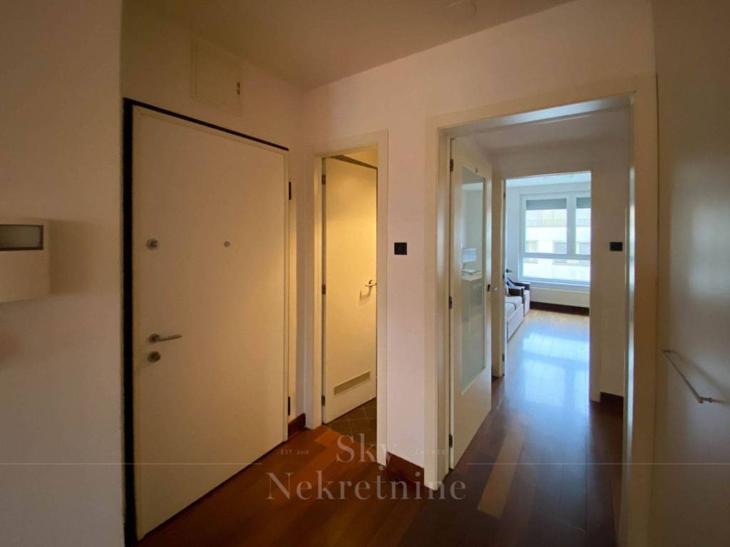 Flat in a building, Rent, Zagreb, Maksimir