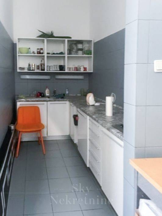 Sale and storage space, Sale, Zagreb, Maksimir