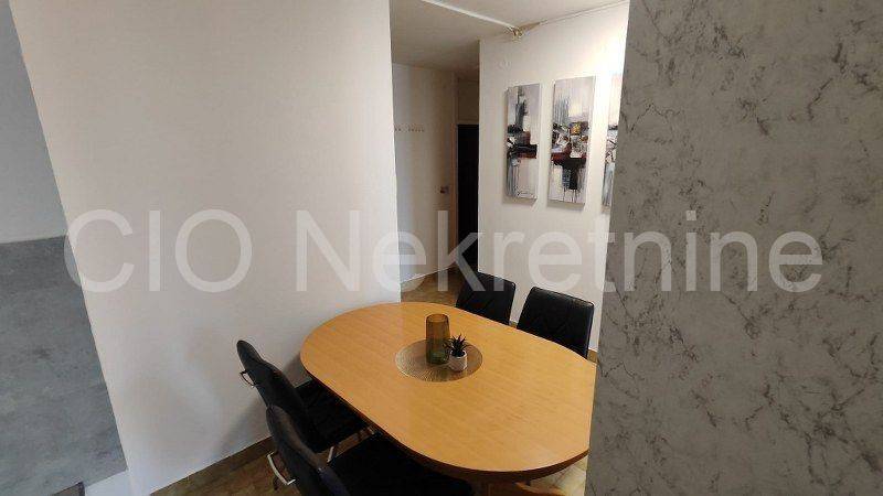 Flat in a building, Rent, Split, Split