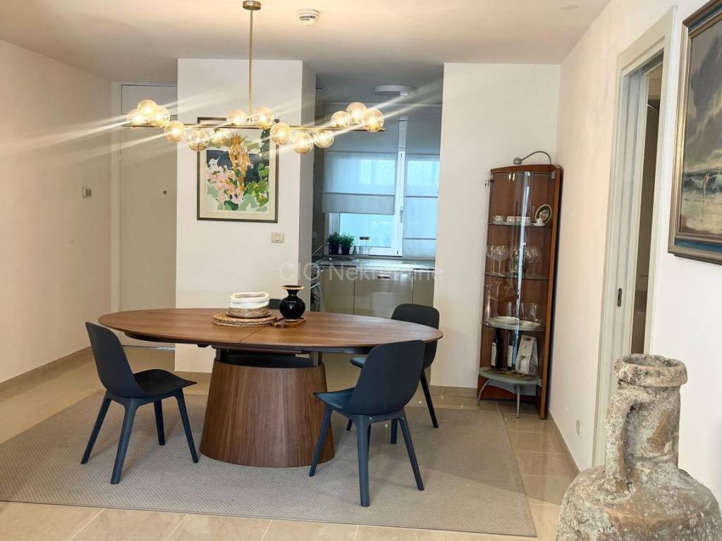 Flat in a building, Rent, Split, Split