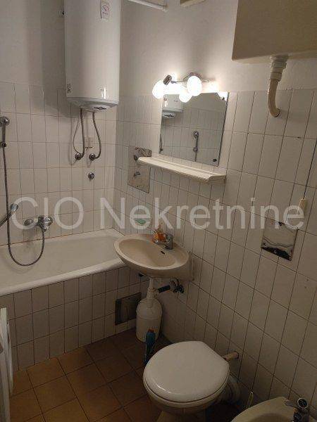 Flat in a building, Rent, Split, Split