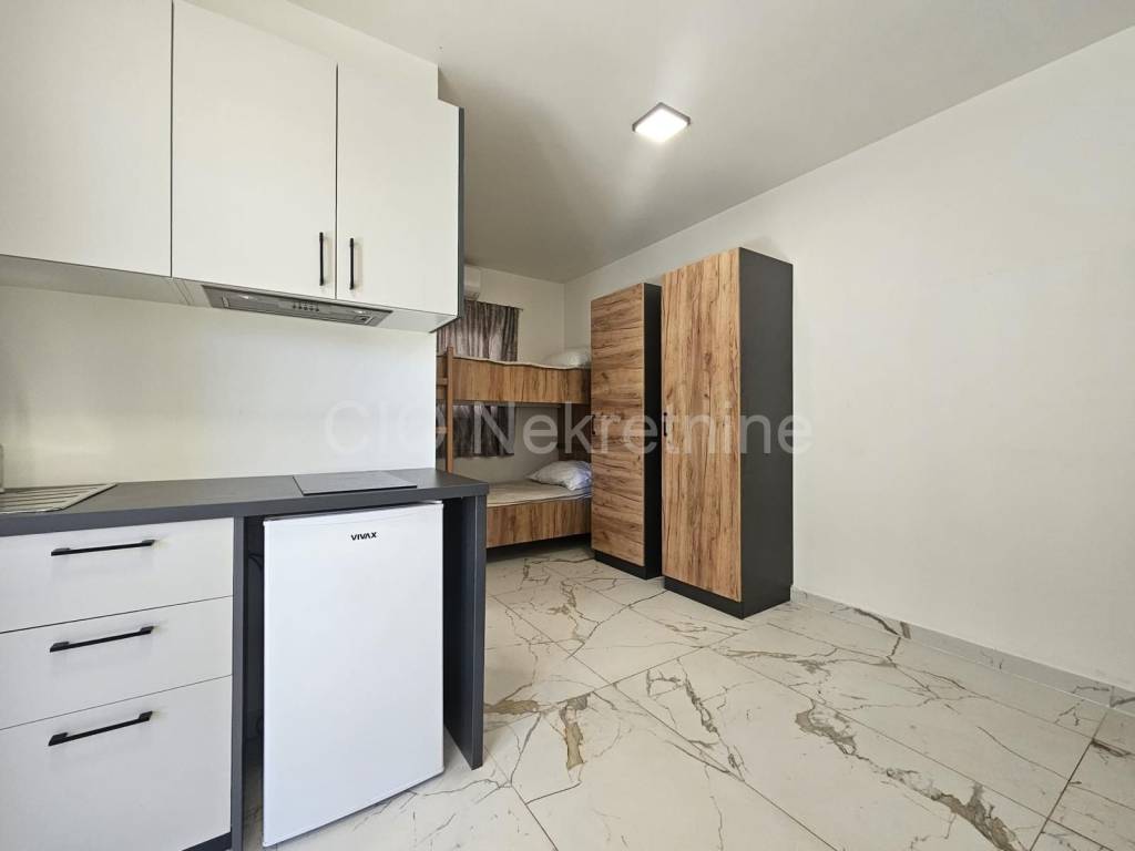 Stan u kuci, Najam, Split - Okolica, Kamen