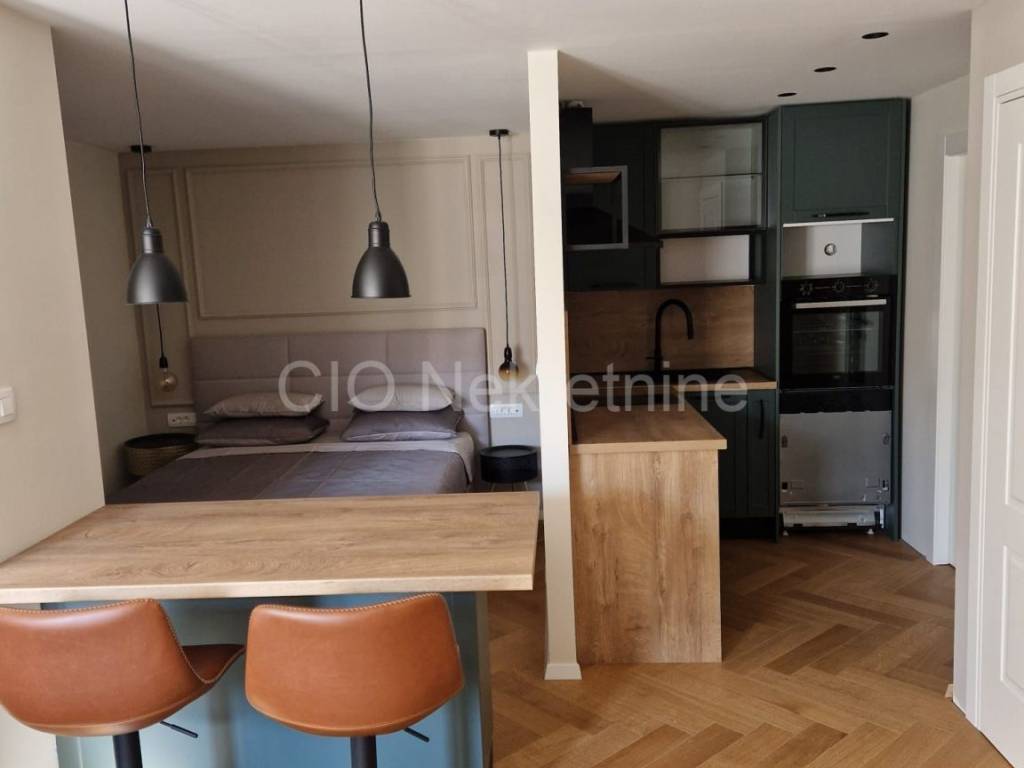 Flat in a building, Rent, Split, Split