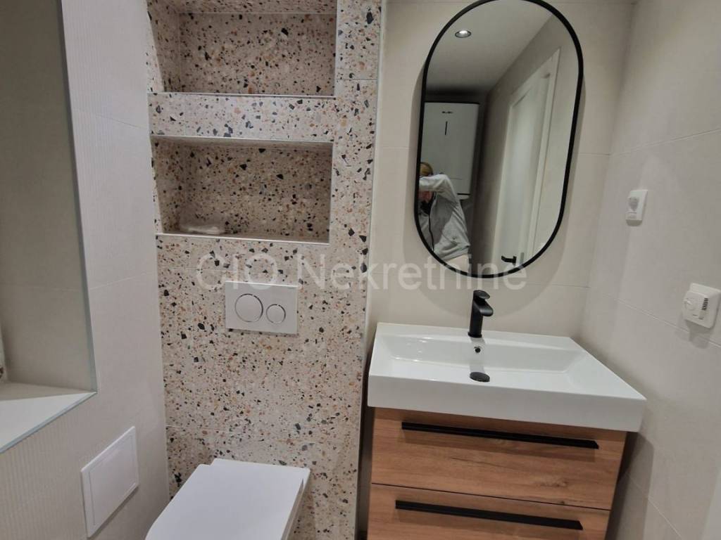 Flat in a building, Rent, Split, Split