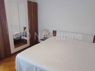 Flat in a building, Sale, Split, Split