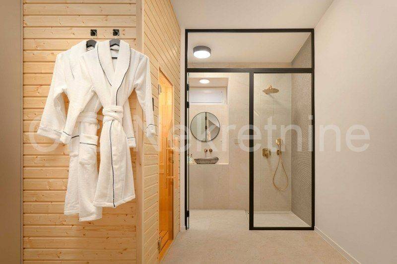 Flat in a building, Rent, Split, Split