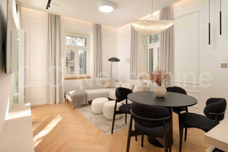 Flat in a building, Rent, Split, Split