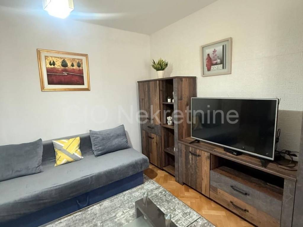Flat in a building, Sale, Split, Split