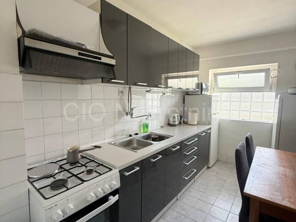 Flat in a building, Sale, Split, Split