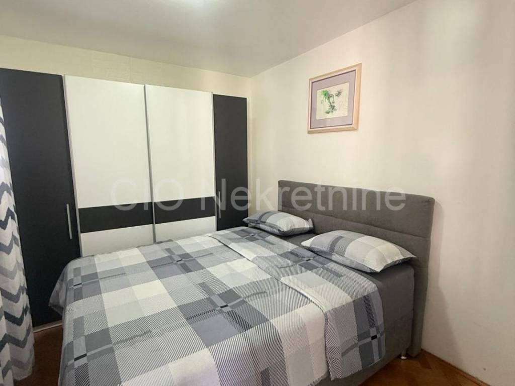 Flat in a building, Sale, Split, Split
