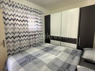 Flat in a building, Sale, Split, Split