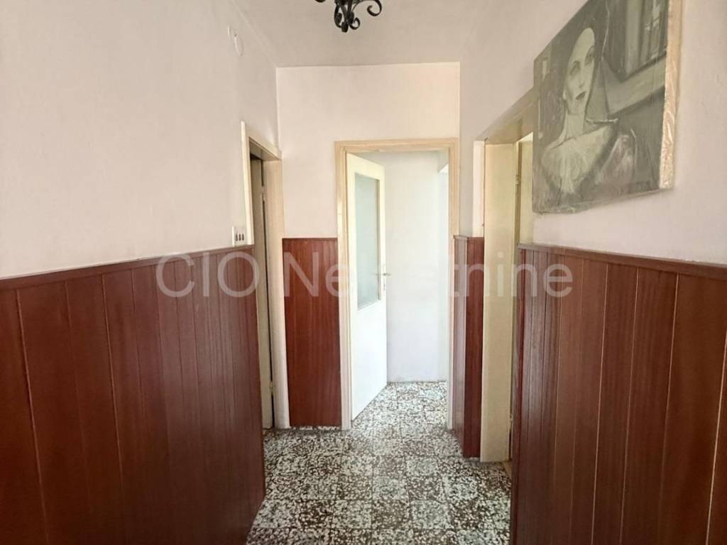 Flat in a building, Sale, Split, Split