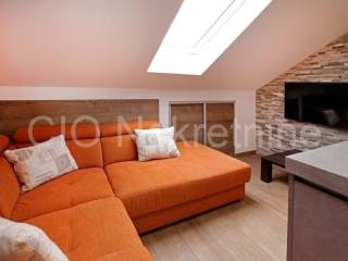 Flat in a building, Sale, Bol, Bol