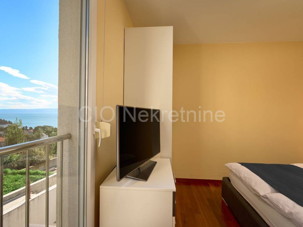 Flat in a building, Sale, Split, Split
