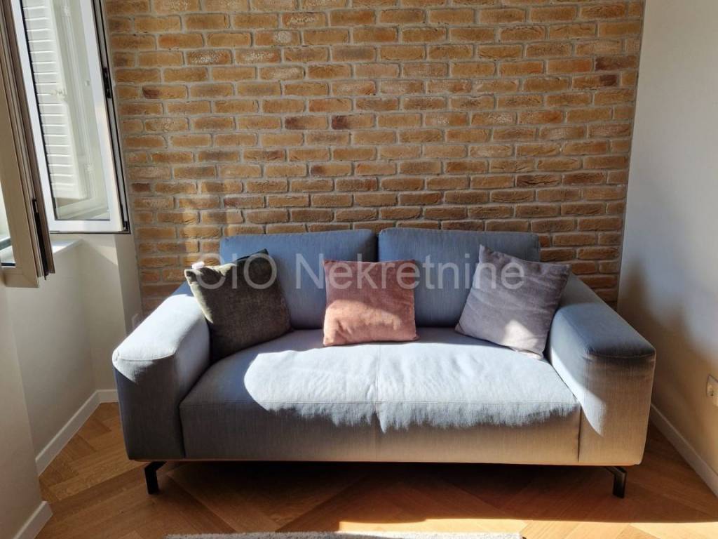 Flat in a building, Rent, Split, Split
