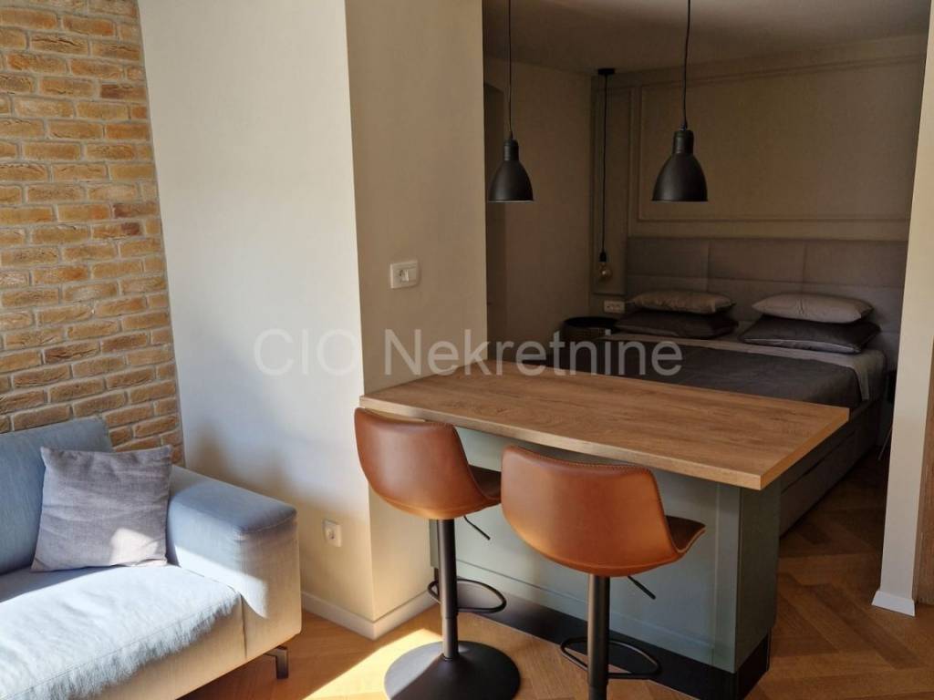 Flat in a building, Rent, Split, Split