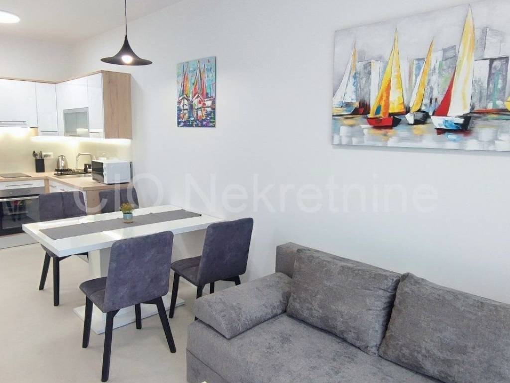 Flat in a new building, Rent, Split, Split