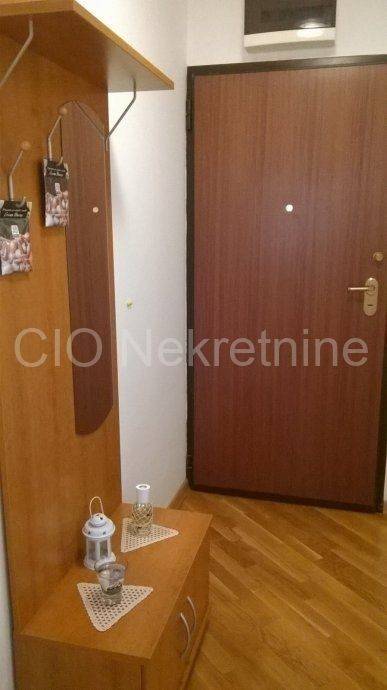 Flat in building, Rent, Split, Split