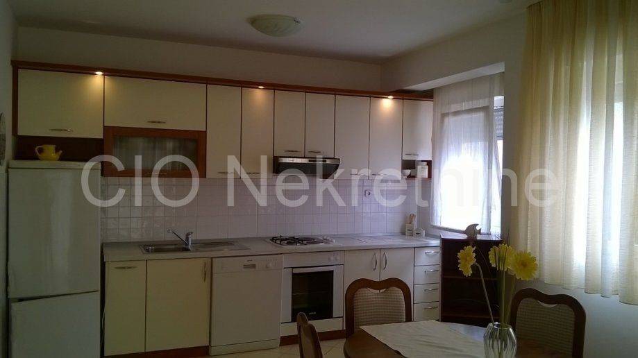 Flat in building, Rent, Split, Split