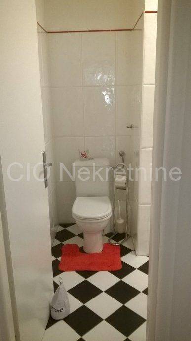 Flat in building, Rent, Split, Split