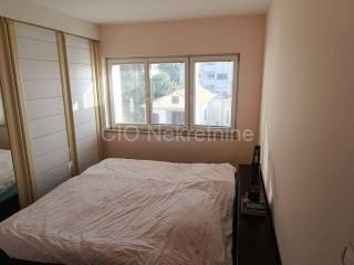 Flat in a building, Sale, Split, Split